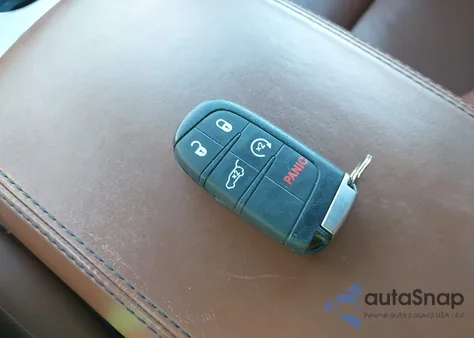 2018 Jeep Grand Cherokee Summit 4X4 from USA, damaged, VIN 1C4RJFJGXJC237307